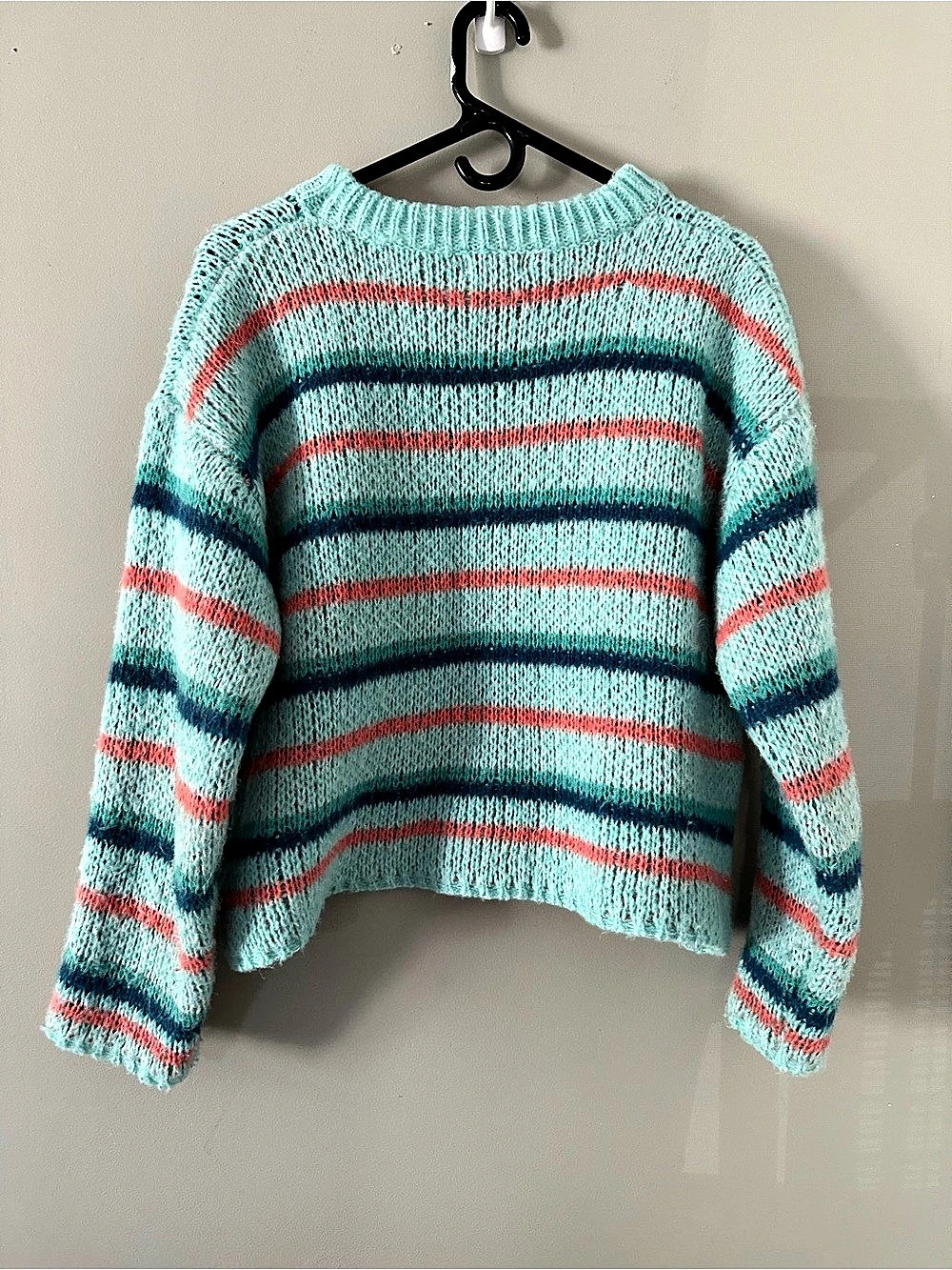 Easel Like You Mean It Smiley Face Sweater Medium Like New - Picture 2 of 4